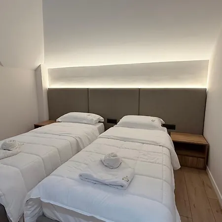 Kulla Emini Valbone Apartmán *
